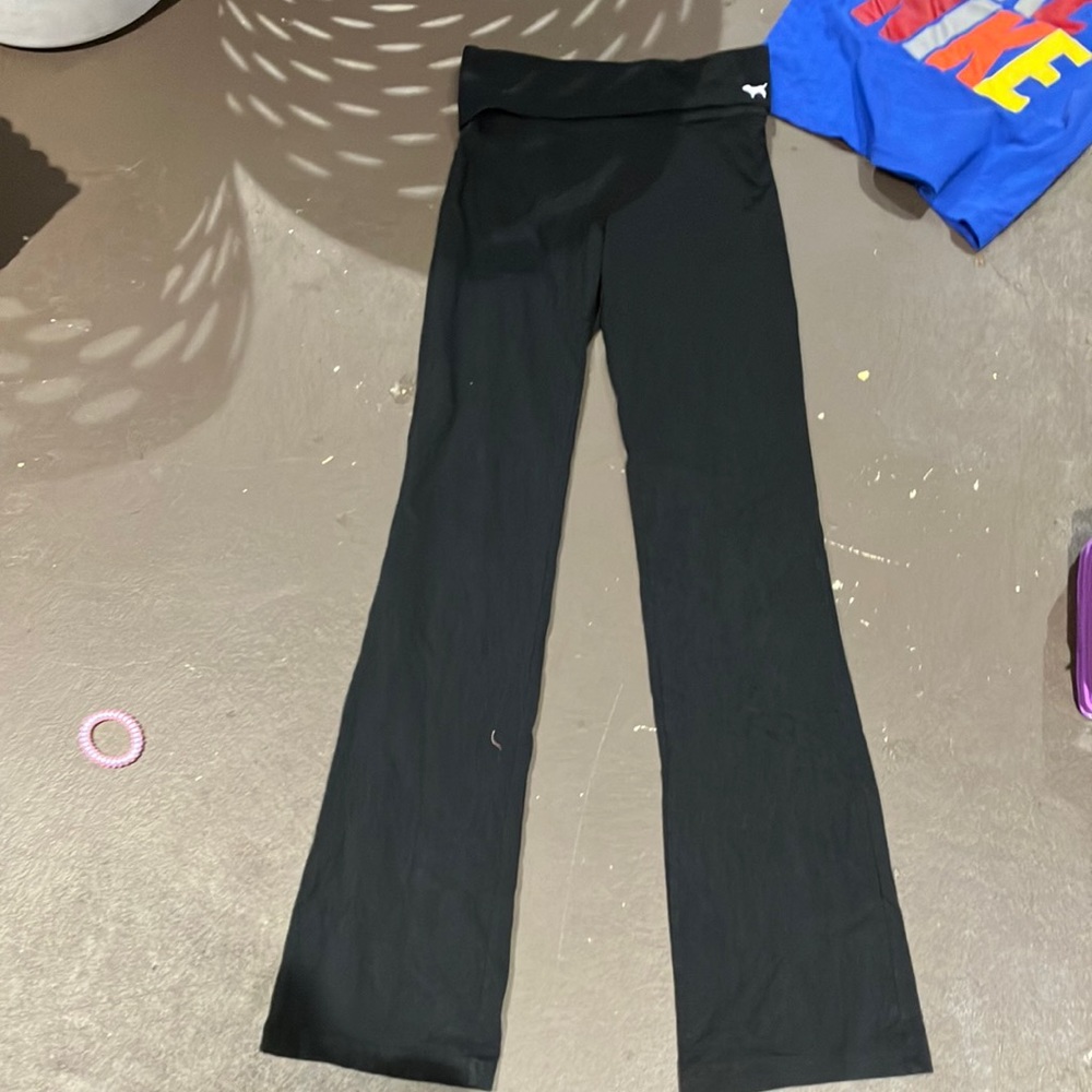 Pink yoga pant